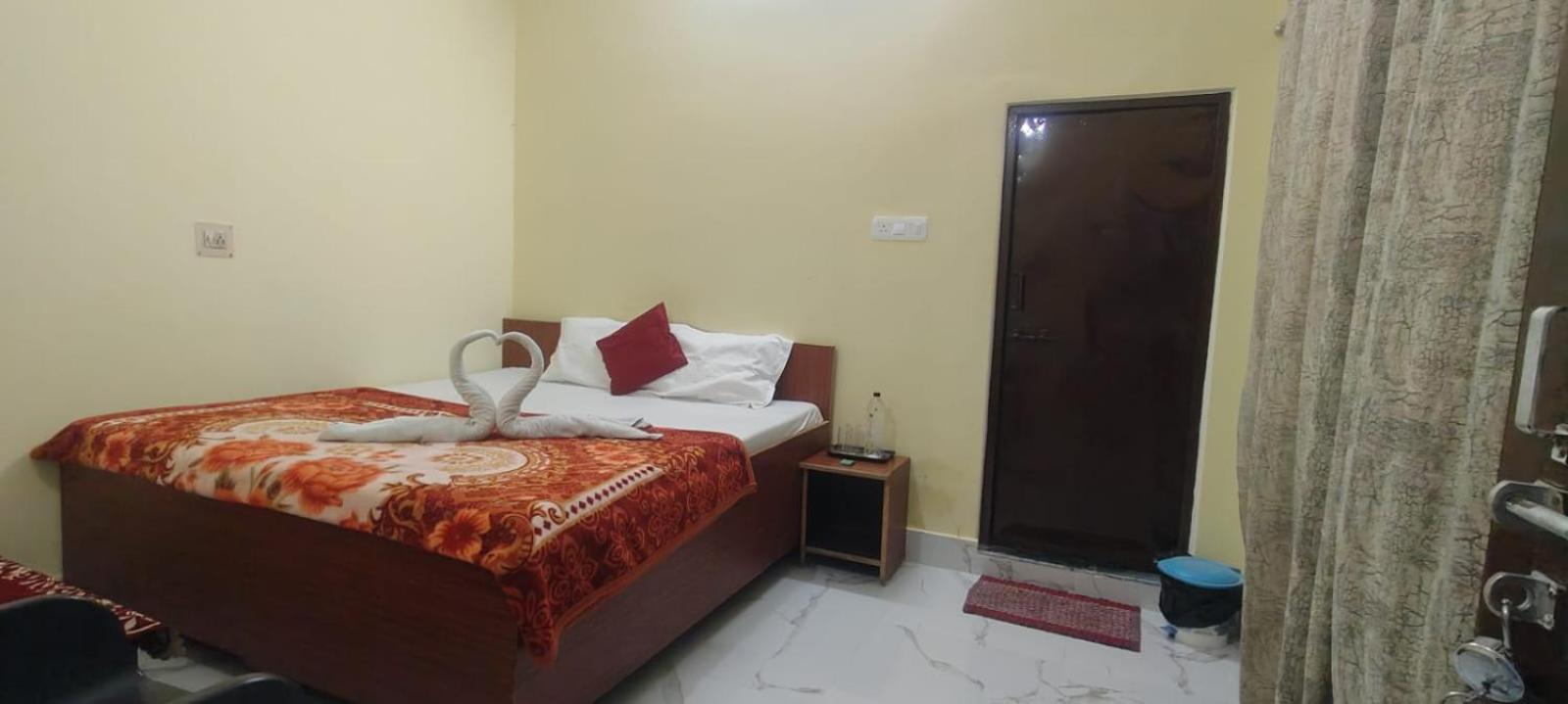 Jpm Guest House Varanasi Eksteriør billede