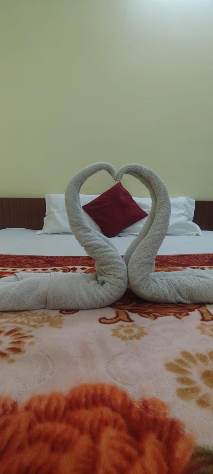 Jpm Guest House Varanasi Eksteriør billede